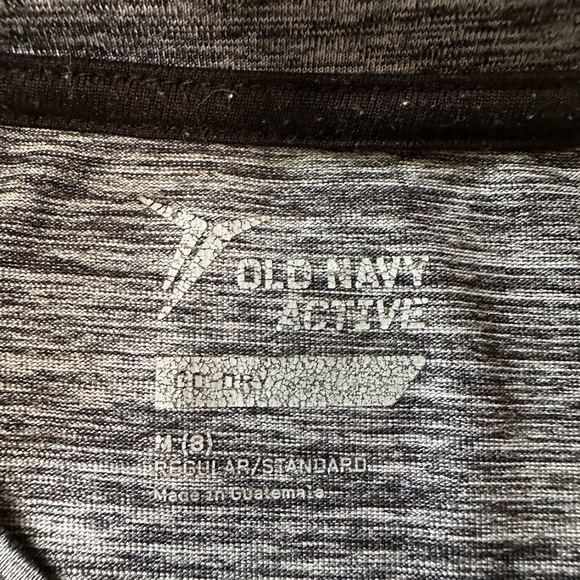 Old Navy active Boy’s t-shirt - Picture 2 of 6